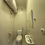 посуточно и почасово 2 комнатная новострой комфорт Apartamento Odessa