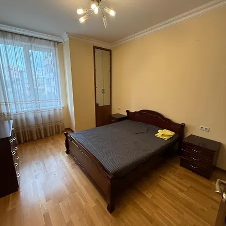 Apartment посуточно и почасово 2 комнатная новострой комфорт