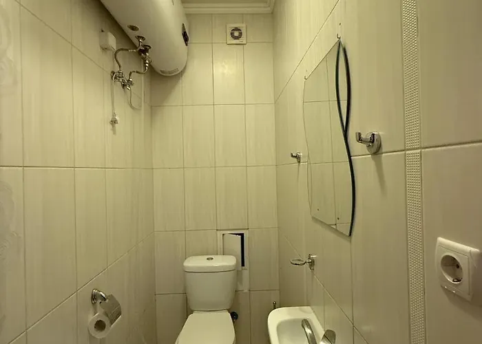 посуточно и почасово 2 комнатная новострой комфорт Apartment Odesa